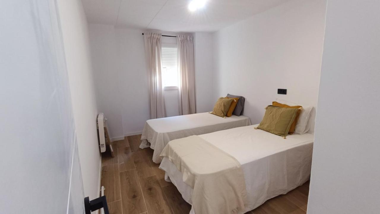 NUEVO Céntrico apartamento a 3 minutos del AVE Lleida Esterno foto