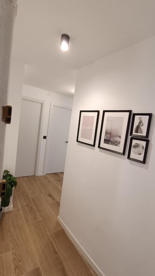 NUEVO Céntrico apartamento a 3 minutos del AVE Lleida Esterno foto