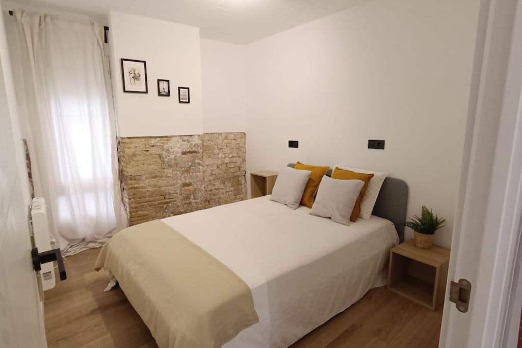 NUEVO Céntrico apartamento a 3 minutos del AVE Lleida Esterno foto