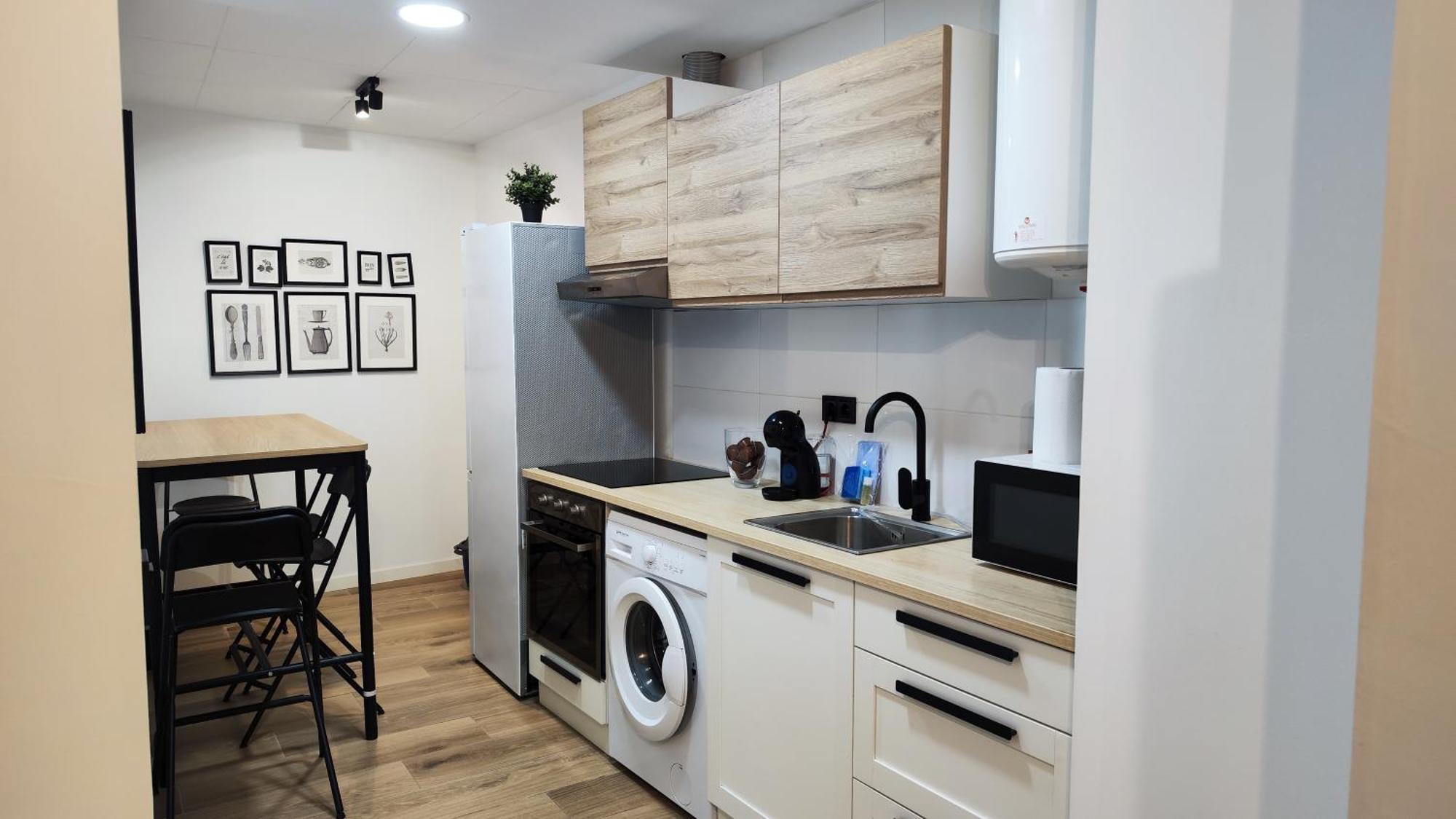 NUEVO Céntrico apartamento a 3 minutos del AVE Lleida Esterno foto